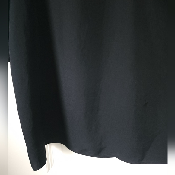 Vince V Neck Black Short Sleeve Top Size Large - Picture 14 of 14